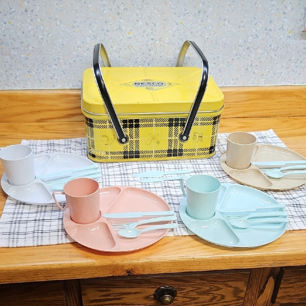 Nesco Picnic Basket Picnicryte